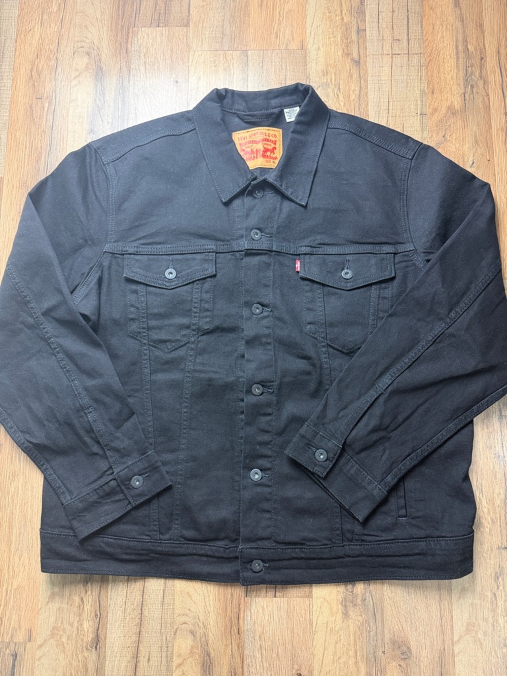 Men's Levi's Black Denim Jacket - Classic Trucker Style Size XL